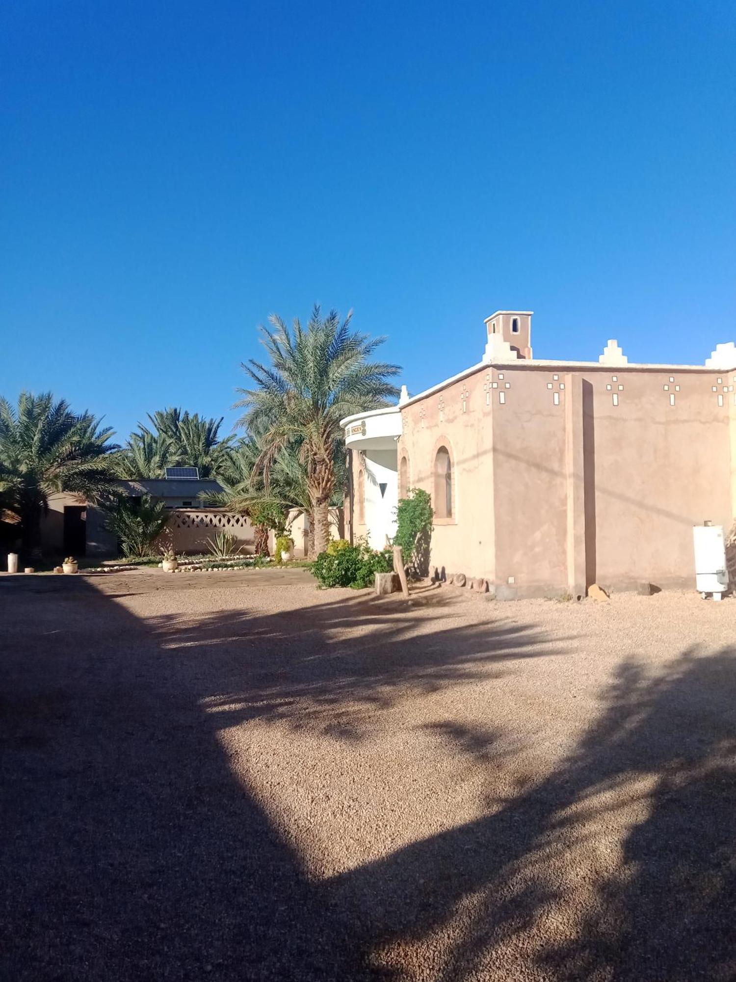 Auberge Des Anges Zrigat Kültér fotó